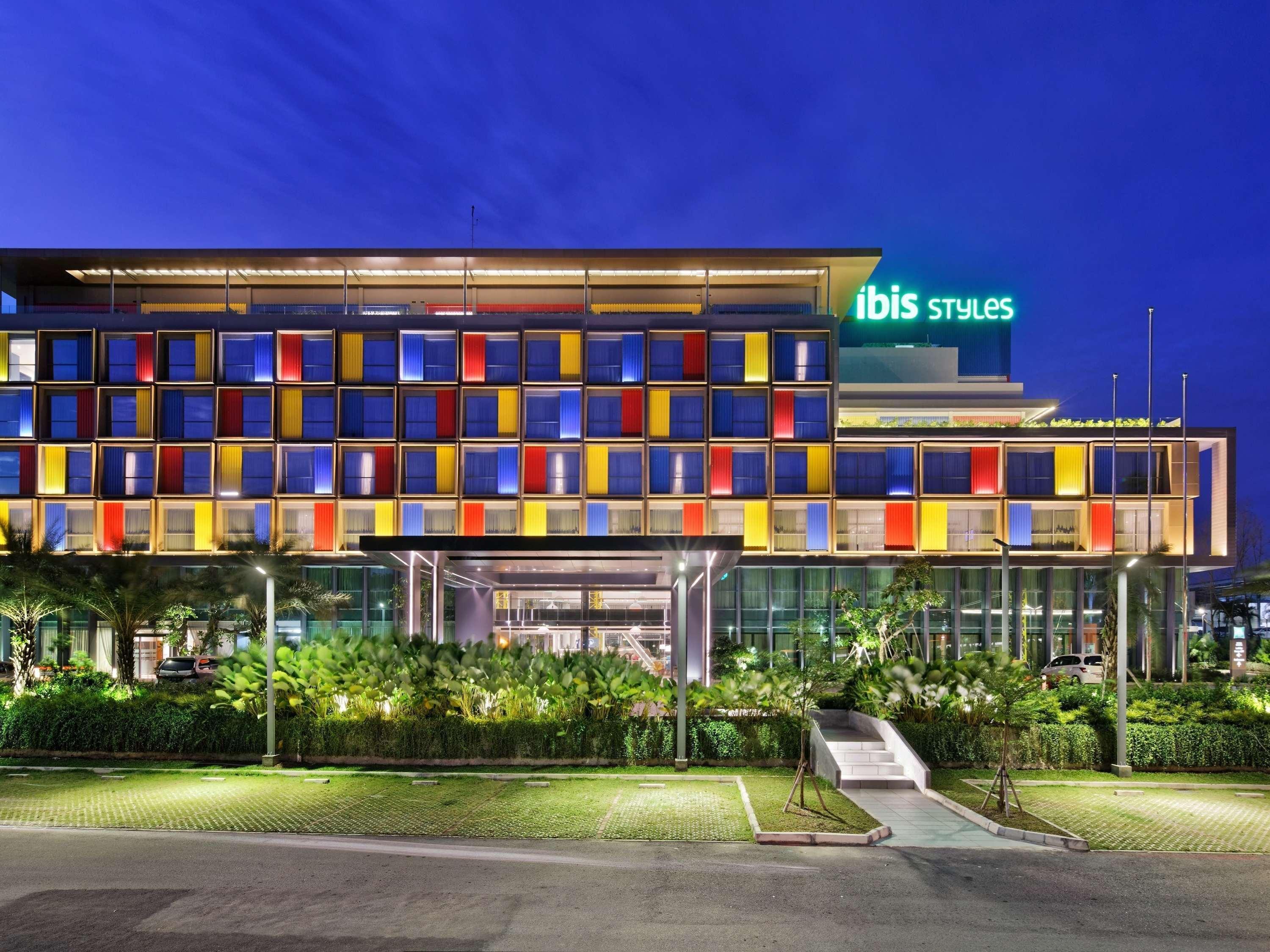 Ibis Styles Batam Nagoya Hotel Kültér fotó