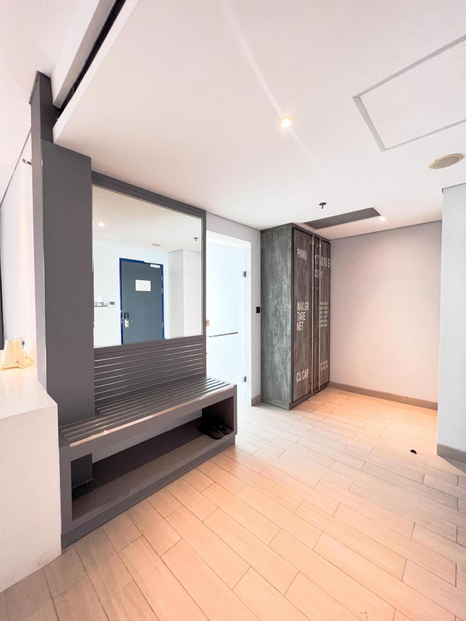 Ibis Styles Batam Nagoya Hotel Kültér fotó