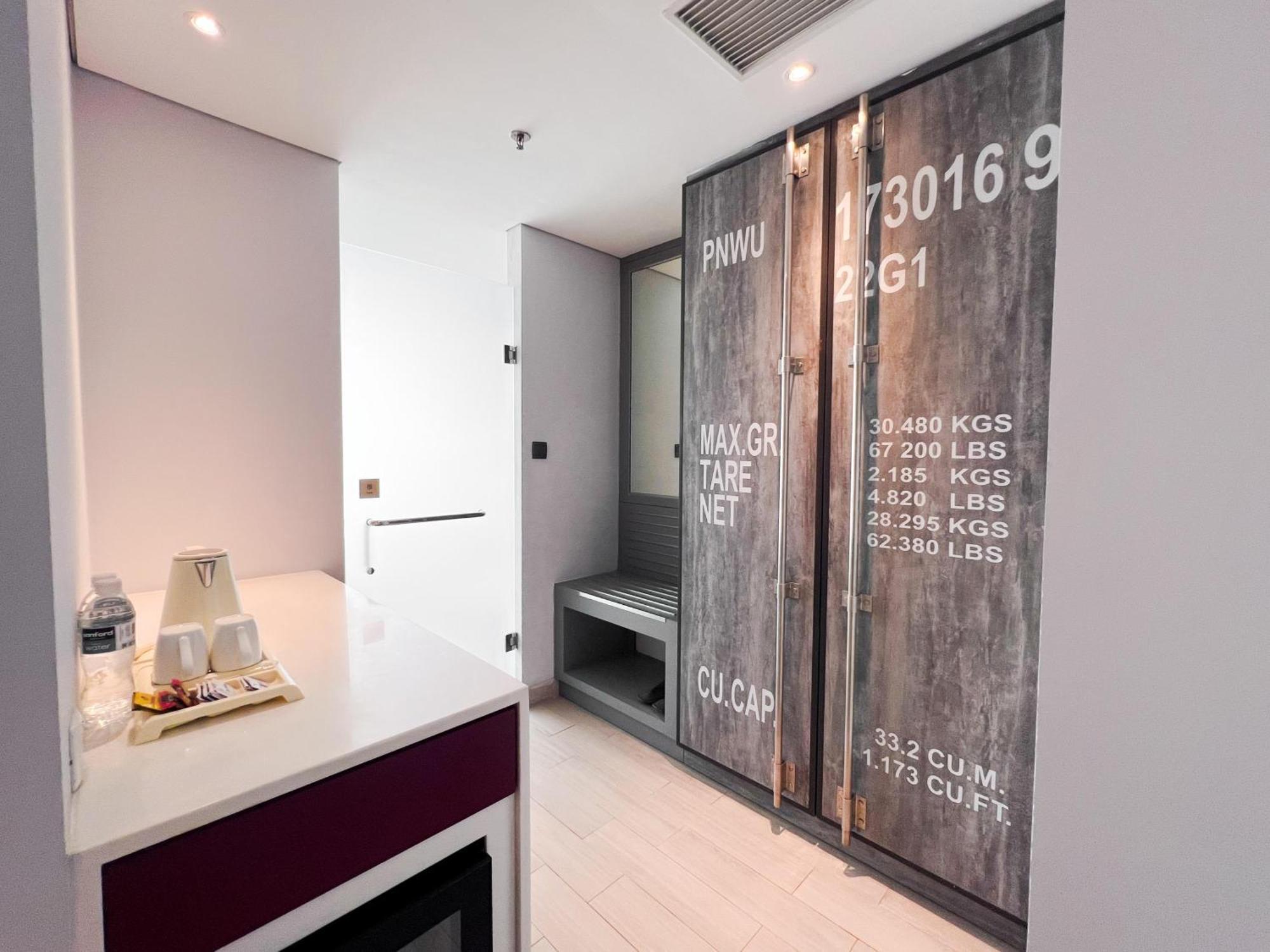 Ibis Styles Batam Nagoya Hotel Kültér fotó