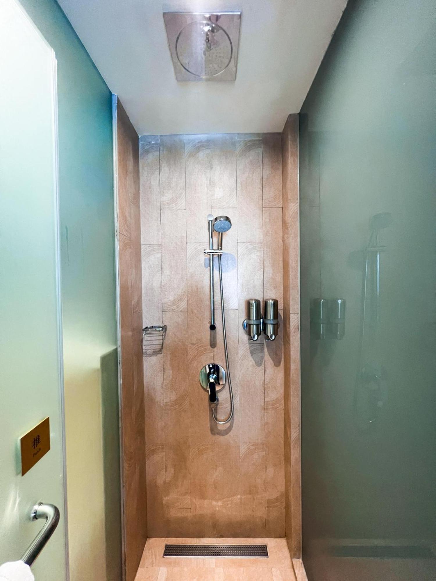 Ibis Styles Batam Nagoya Hotel Kültér fotó